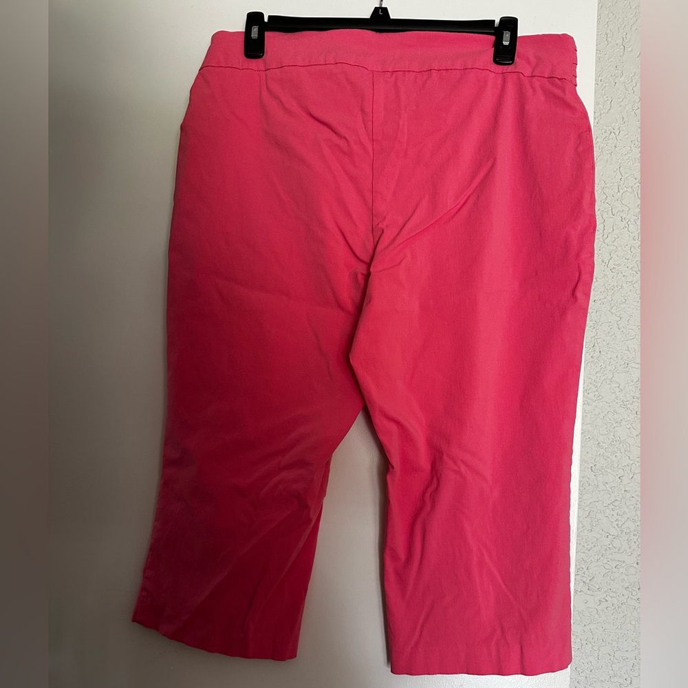 JM Collections Woman’s Capris Pants Dark Pink Size 2X